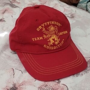 Pre Owned Universal  Studios Gryffindor Quidditch Team Captain Hat